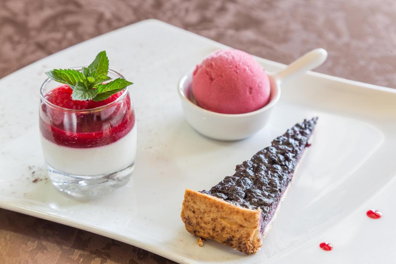 Hotel Restaurant Le Yeti Les Rousses Kültér fotó